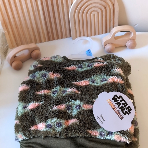 Star Wars The Mandalorian Baby Boys Baby Yoda Long Sleeve Top and Pants 3-6 M - Picture 2 of 7